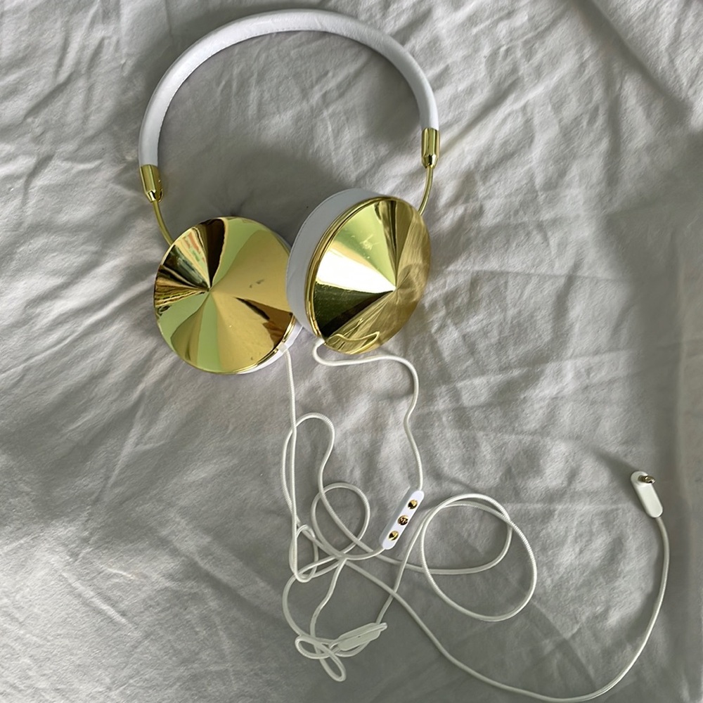 FRENDS Gold headphones